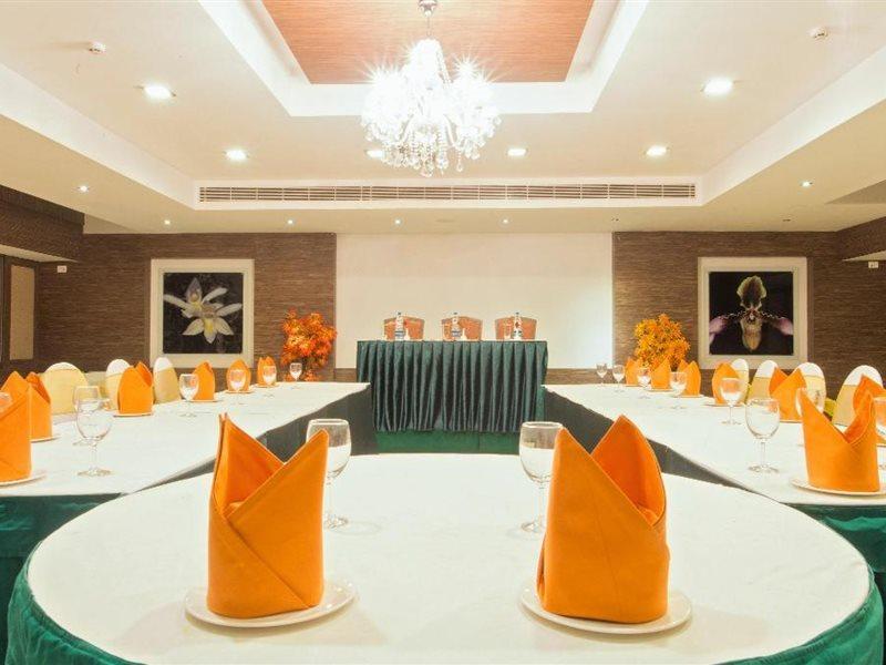 Clinton Park Inn Velankanni Exterior foto
