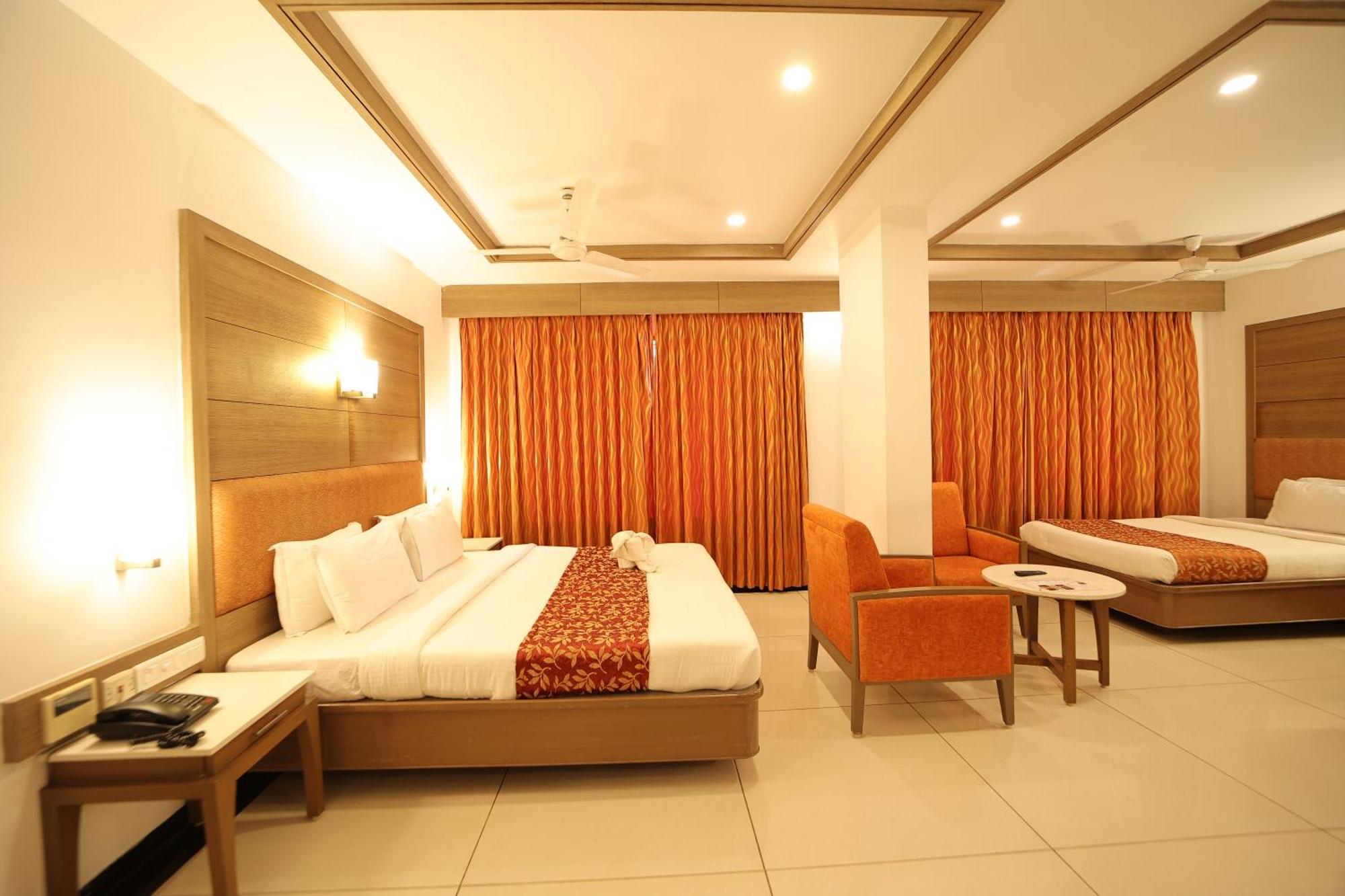Clinton Park Inn Velankanni Exterior foto