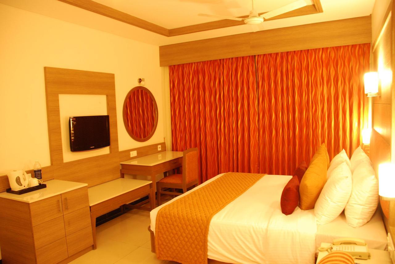 Clinton Park Inn Velankanni Exterior foto