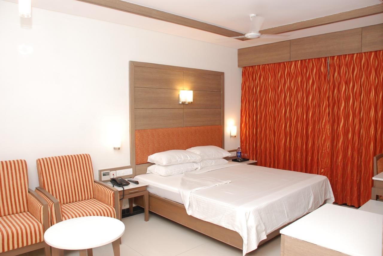 Clinton Park Inn Velankanni Exterior foto